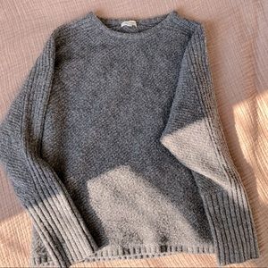 grey knit sweater